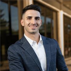 joseph-stabile_46e2984de70b4a09b117e3b89a5559e2-headshot